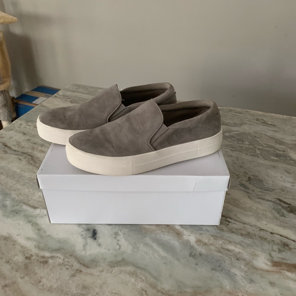 Steve Madden Sneakers